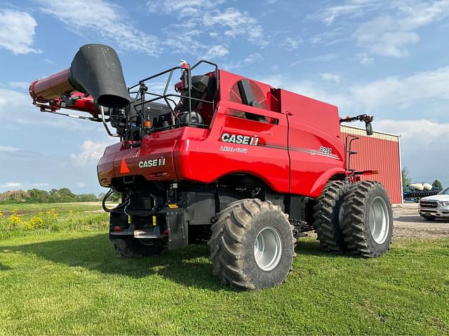 Image of Case IH 8250 equipment image 2