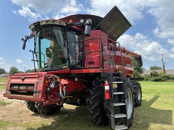 2022 Case IH 8250 Equipment Image0