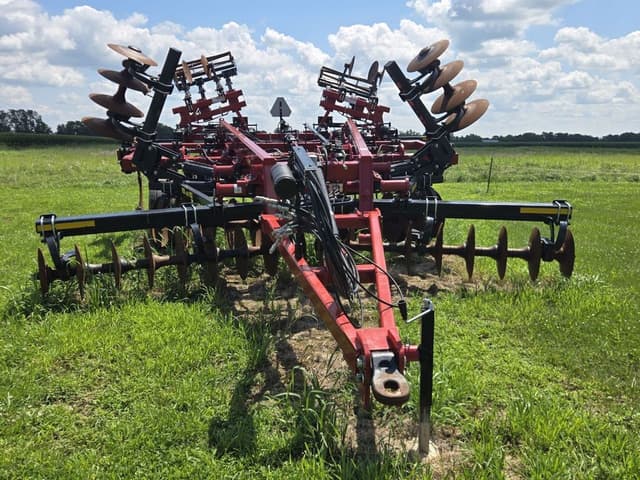 Image of Case IH Ecolo-Tiger 875 equipment image 2