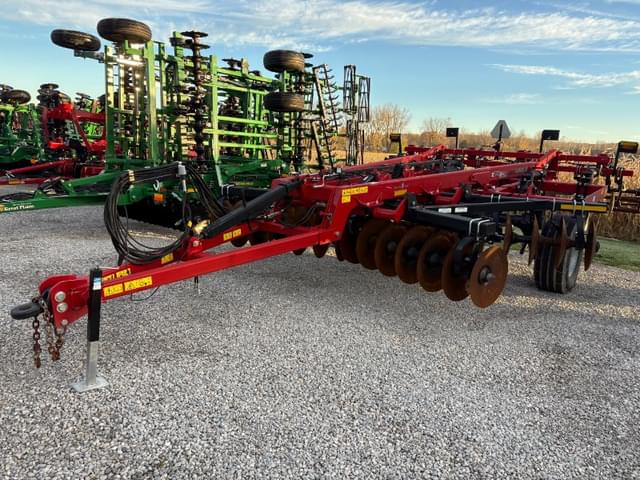 Image of Case IH Ecolo-Tiger 875 equipment image 1