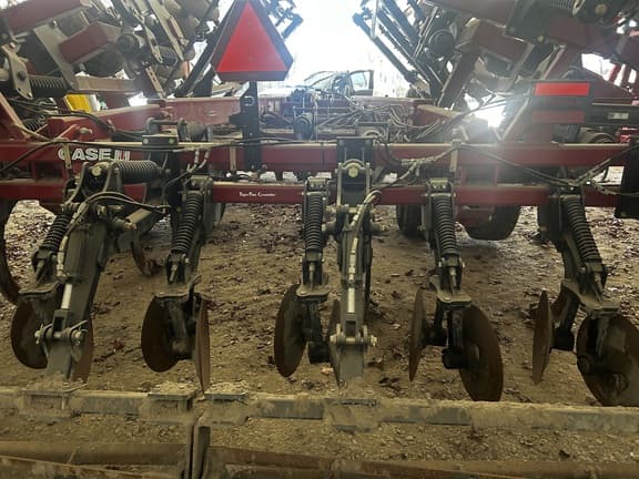 Image of Case IH Ecolo-Tiger 875 equipment image 4