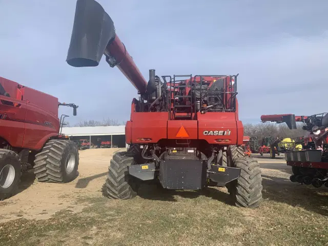 Image of Case IH Pro 700 equipment image 2