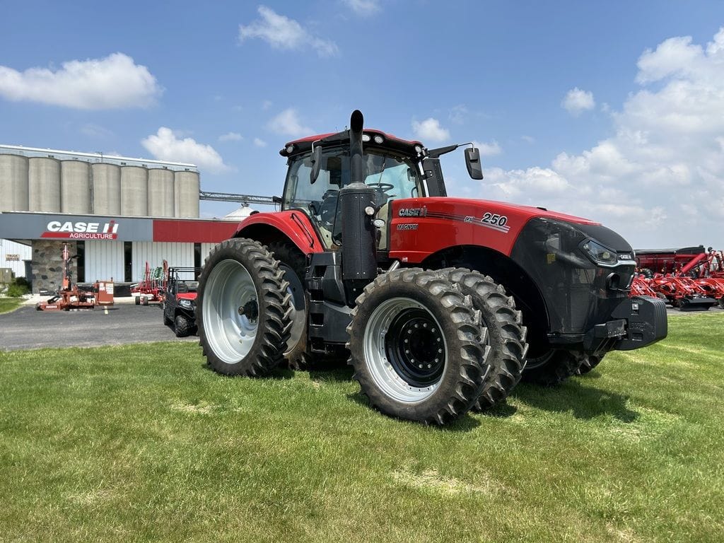 2022 Case IH Magnum 250 Equipment Image0