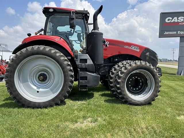 Image of Case IH Magnum 250 equipment image 1