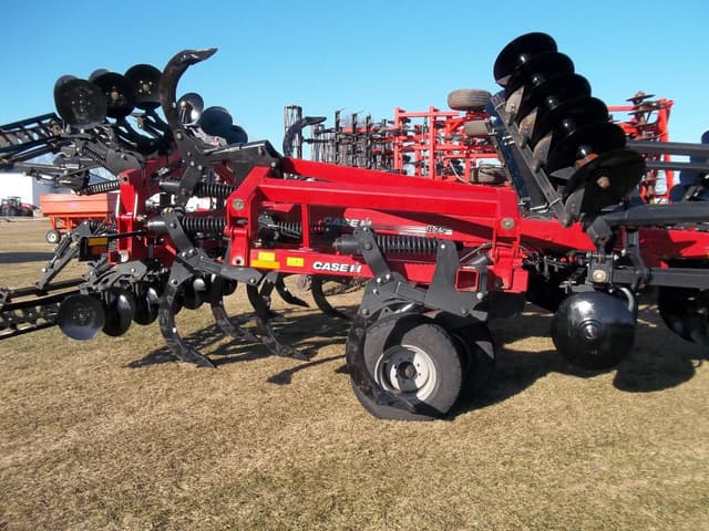 Image of Case IH Ecolo-Tiger 875 equipment image 3