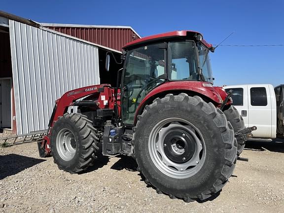 Image of Case IH Farmall 100C equipment image 1