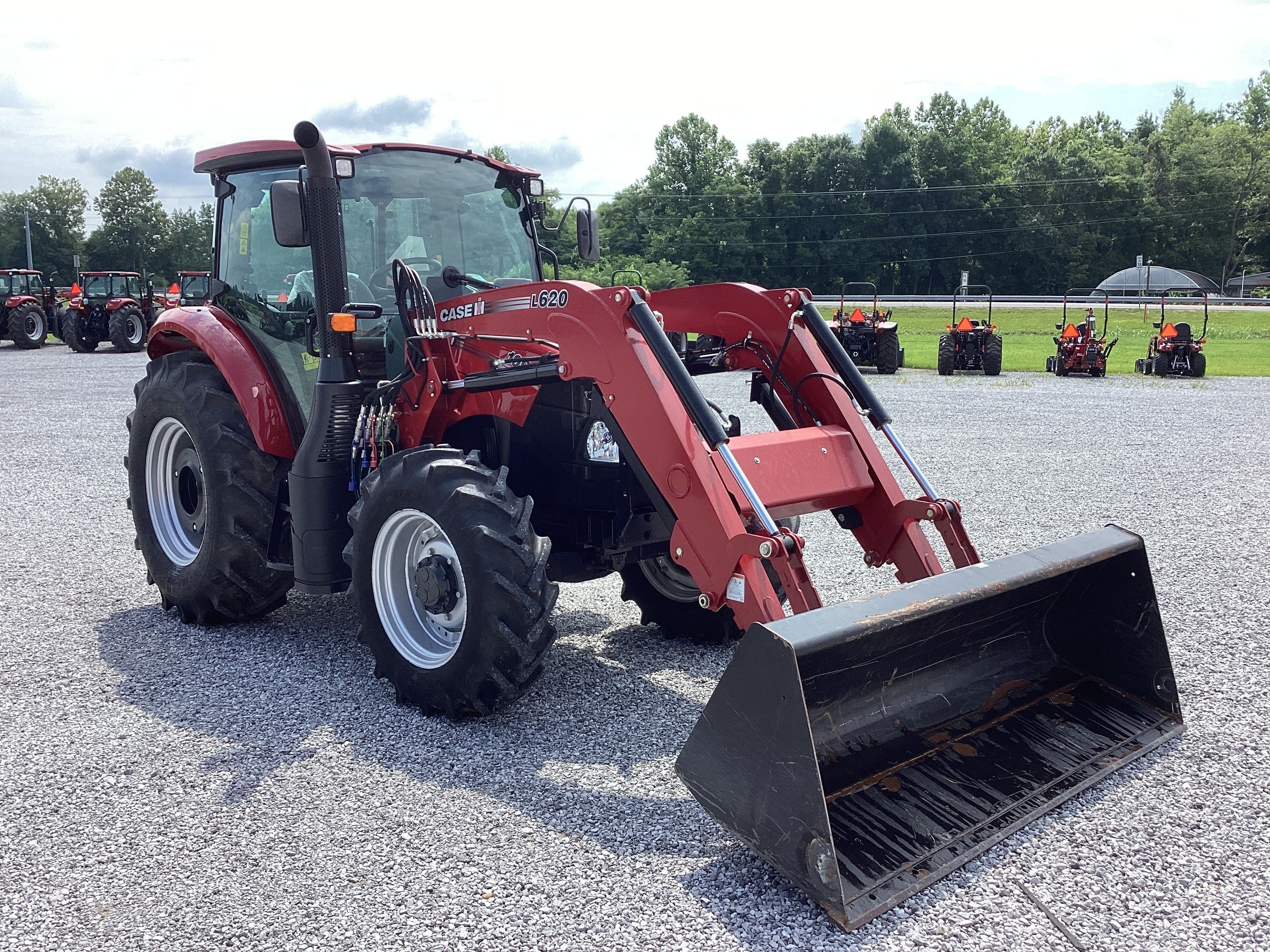 Main image Case IH Farmall 100C