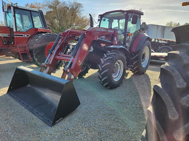 Image of Case IH Farmall 100C equipment image 1