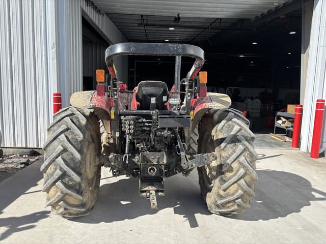 Image of Case IH Farmall 105A equipment image 3