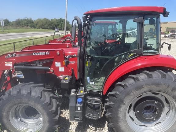 Image of Case IH Farmall 110C equipment image 2