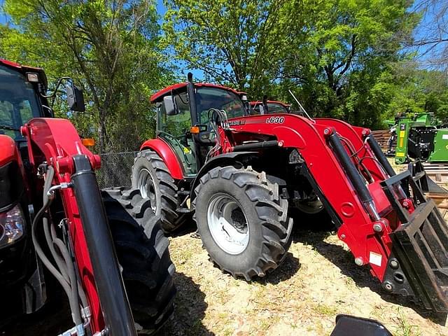 Image of Case IH Farmall 110C equipment image 1