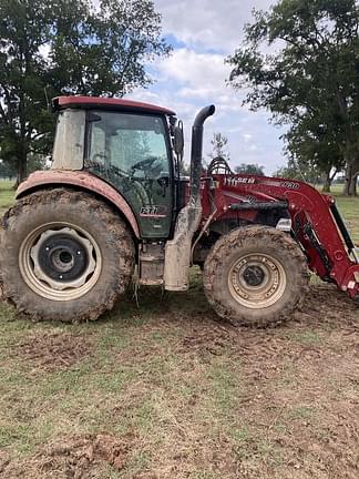 Image of Case IH Farmall 110C equipment image 3