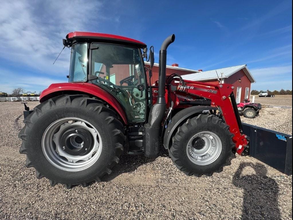 2022 Case IH Farmall 110C Equipment Image0