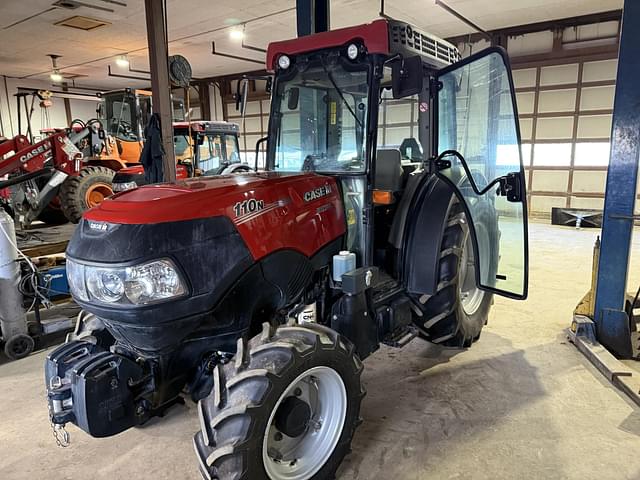 Image of Case IH Farmall 110N equipment image 1