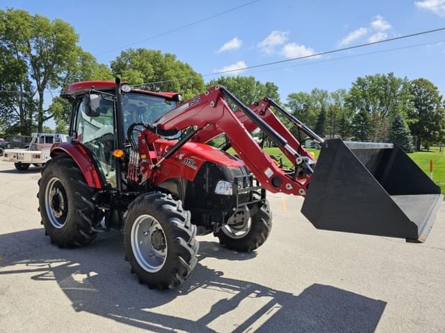Image of Case IH Farmall 115A equipment image 2
