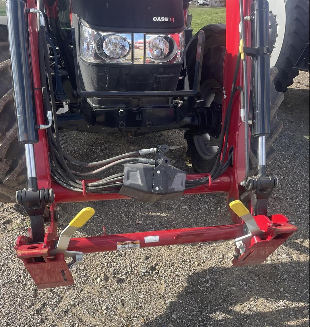 Image of Case IH Farmall 115A Image 1