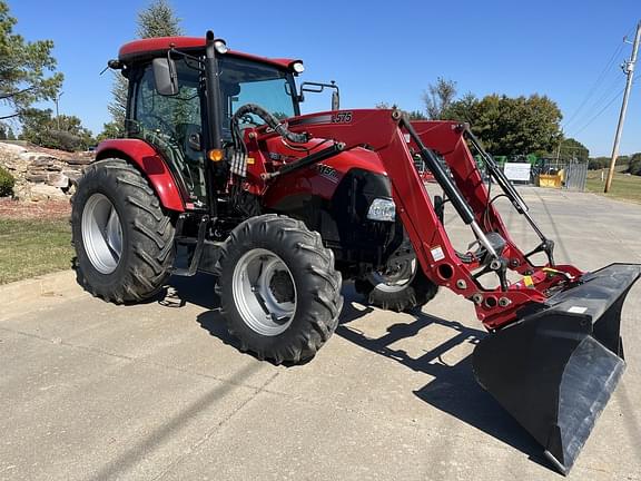 Image of Case IH Farmall 115A equipment image 3