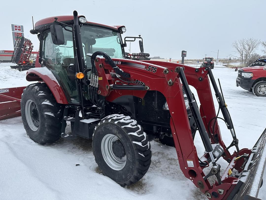 Image of Case IH Farmall 115A Primary image