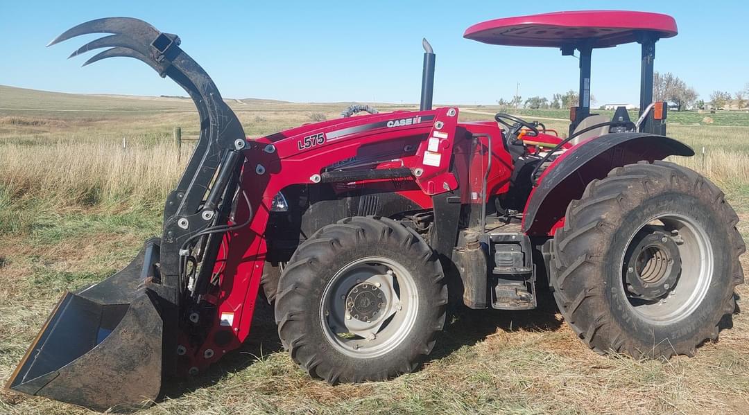 Image of Case IH Farmall 115A Primary image