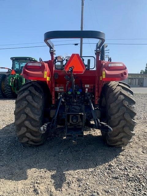 Image of Case IH Farmall 120C Image 1