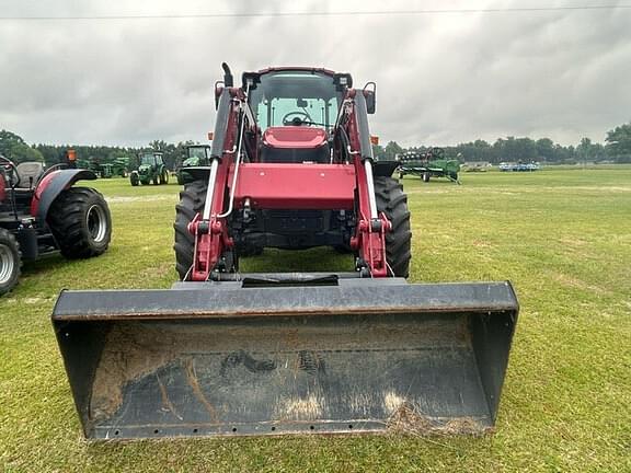 Image of Case IH Farmall 120C equipment image 2