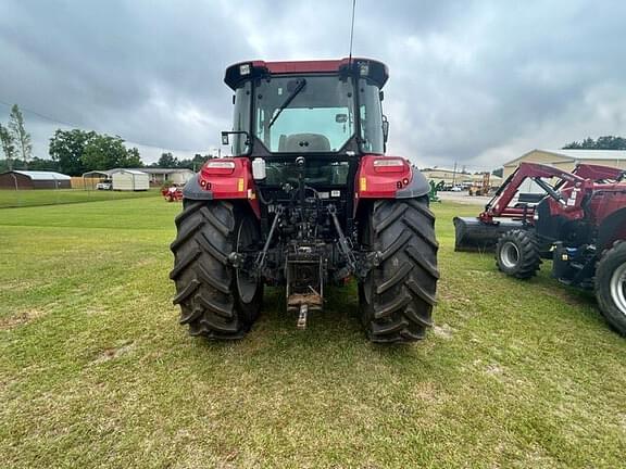 Image of Case IH Farmall 120C equipment image 3