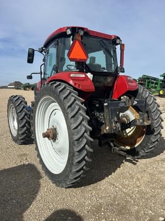 Image of Case IH Farmall 130A equipment image 4