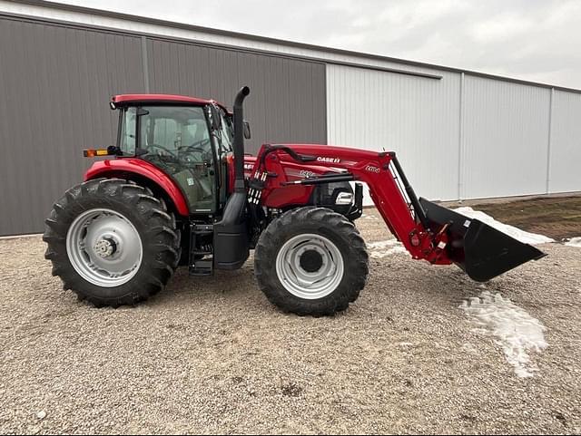 Image of Case IH Farmall 140A equipment image 1