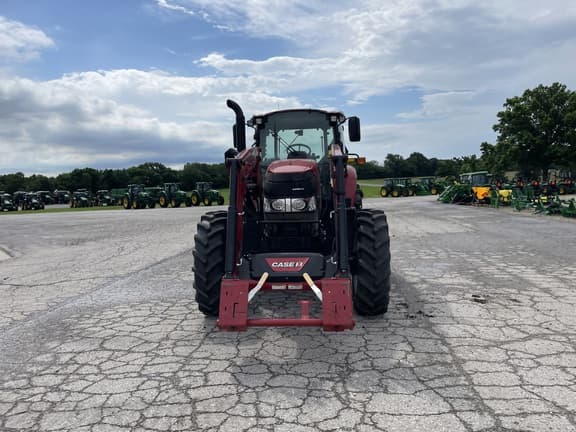 Image of Case IH Farmall 140A equipment image 2