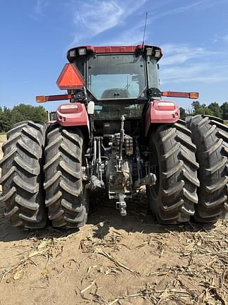 Image of Case IH Farmall 140A equipment image 2