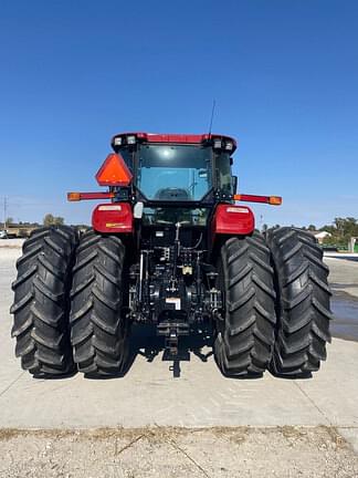 Image of Case IH Farmall 140A equipment image 3