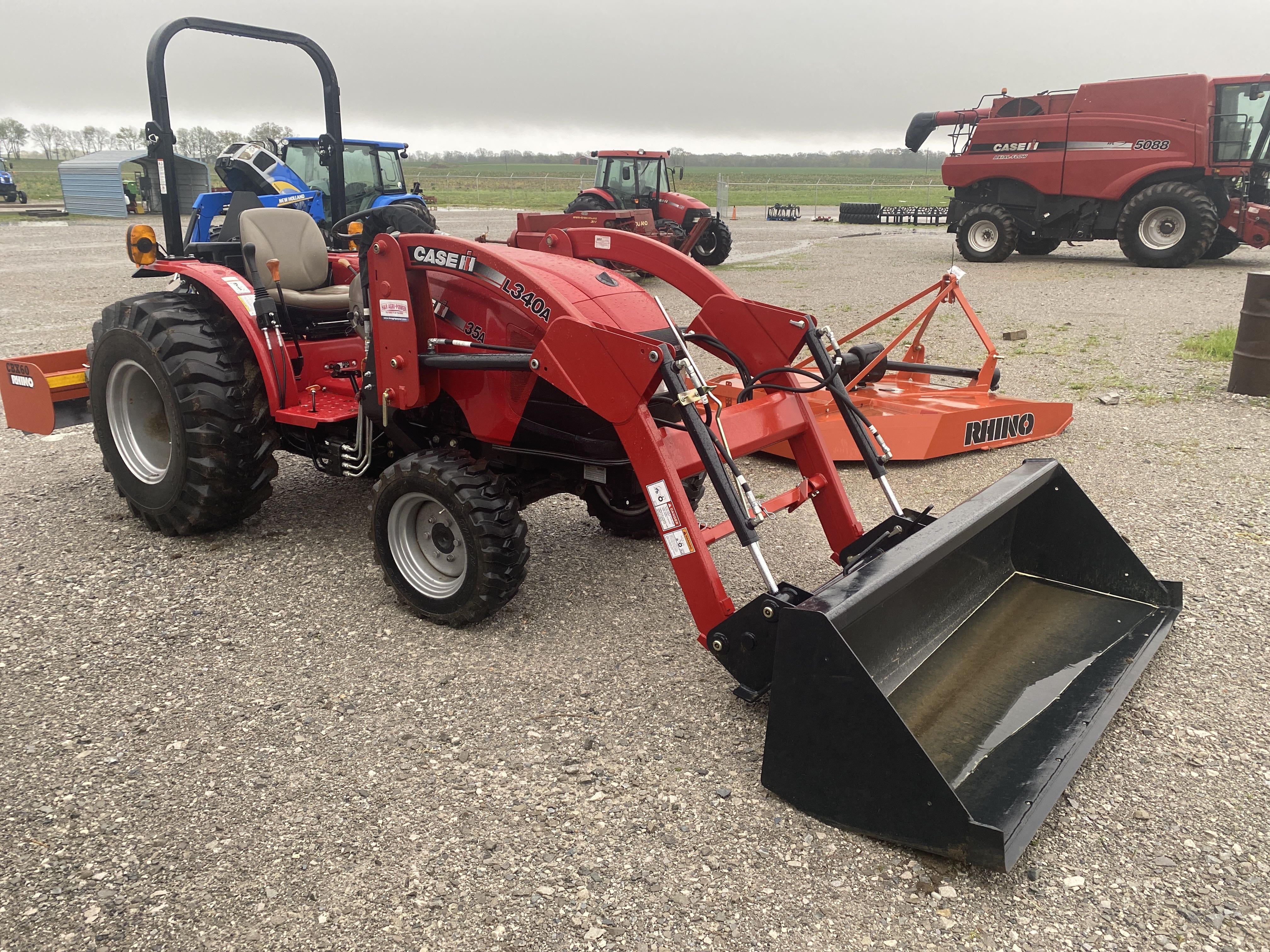 Main image Case IH Farmall 35A