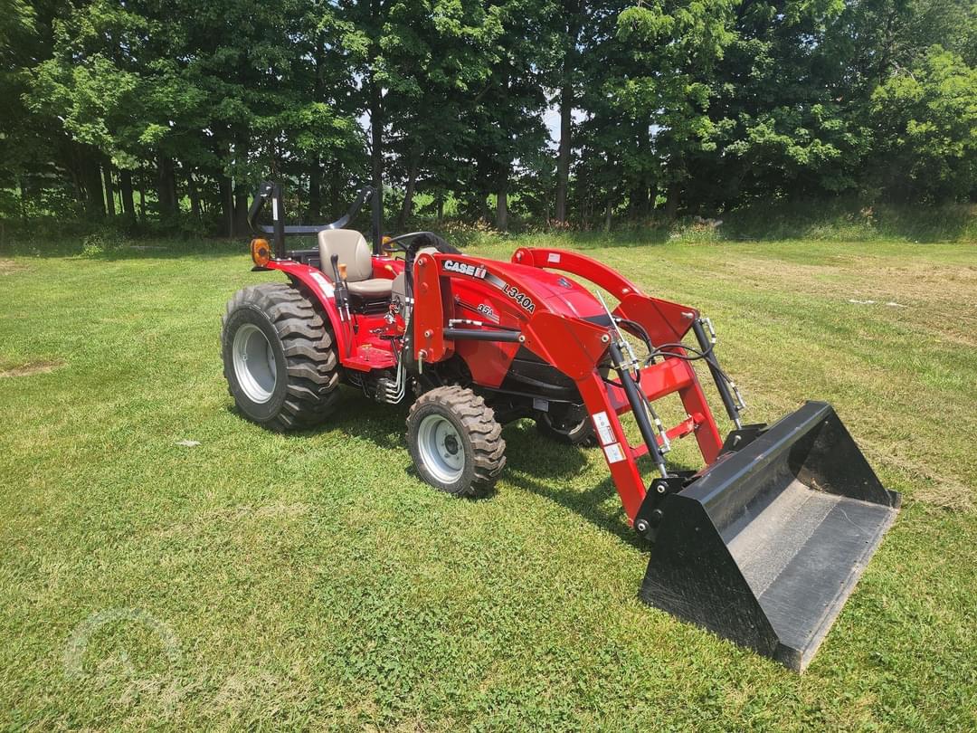 Image of Case IH Farmall 35A Image 0
