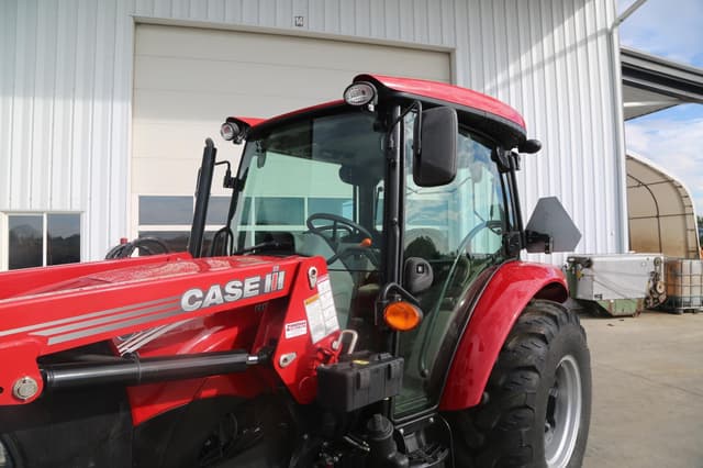 Image of Case IH Farmall 55A equipment image 2