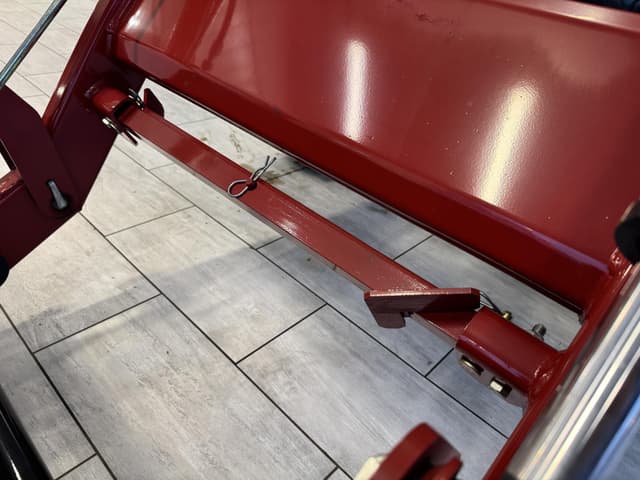 Image of Case IH Farmall 55C equipment image 4