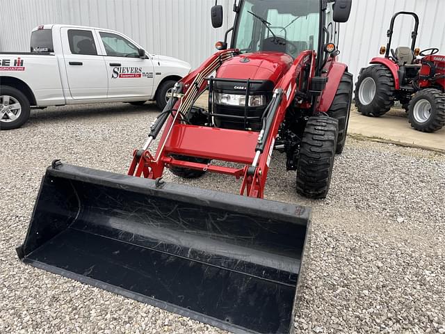 Image of Case IH Farmall 55C equipment image 1