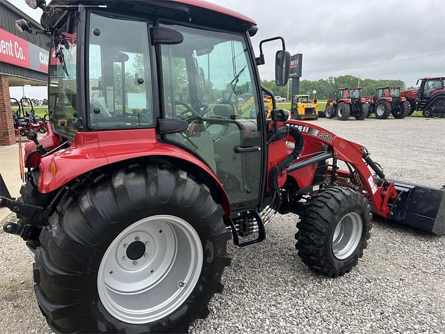 Image of Case IH Farmall 55C equipment image 4