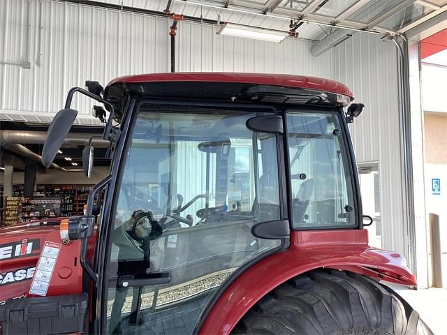 Image of Case IH Farmall 55C equipment image 4