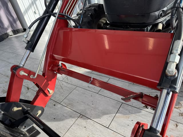 Image of Case IH Farmall 55C equipment image 2