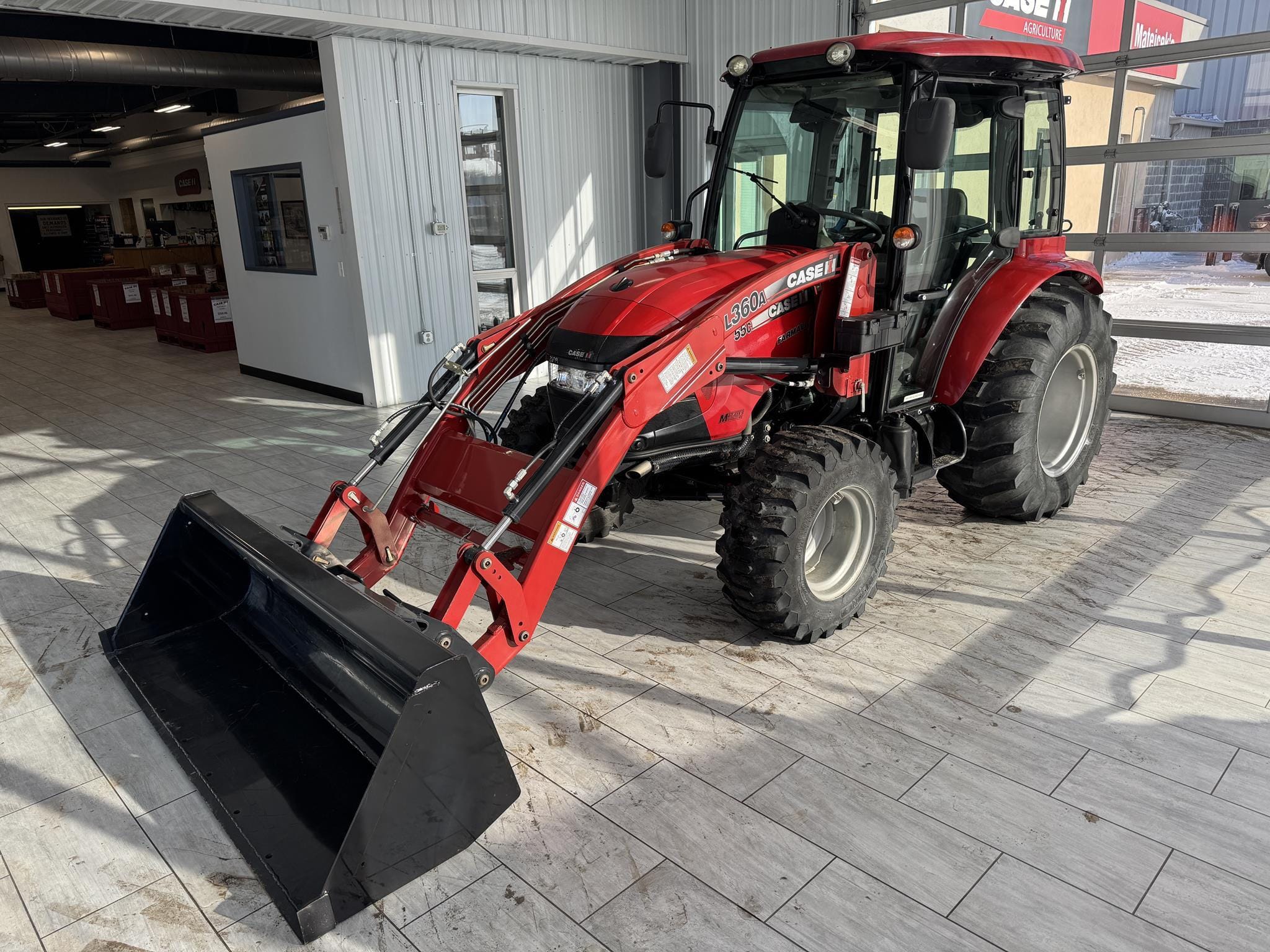 2022 Case IH Farmall 55C Equipment Image0