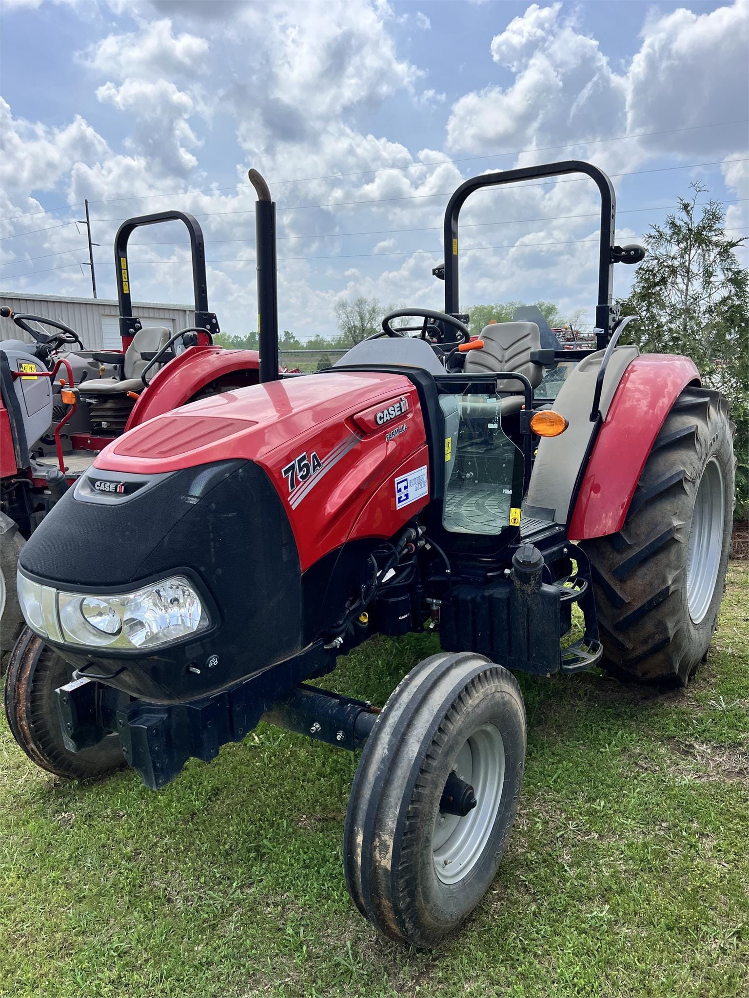 Main image Case IH Farmall 75A