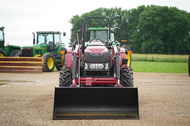 Image of Case IH Farmall 75A equipment image 1