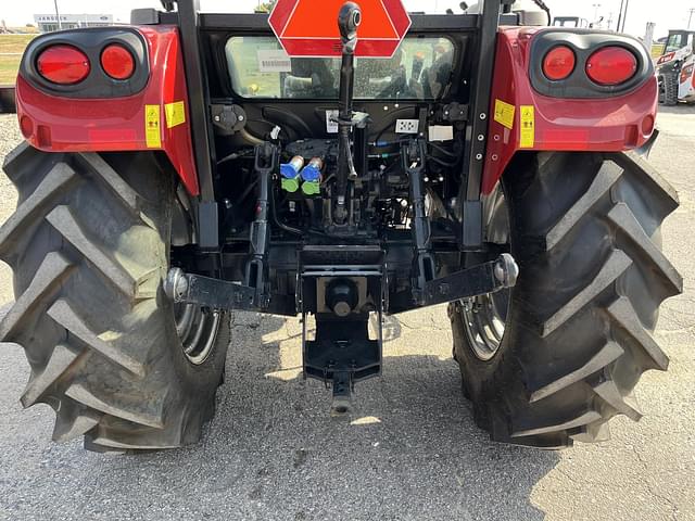 Image of Case IH Farmall 75A equipment image 2