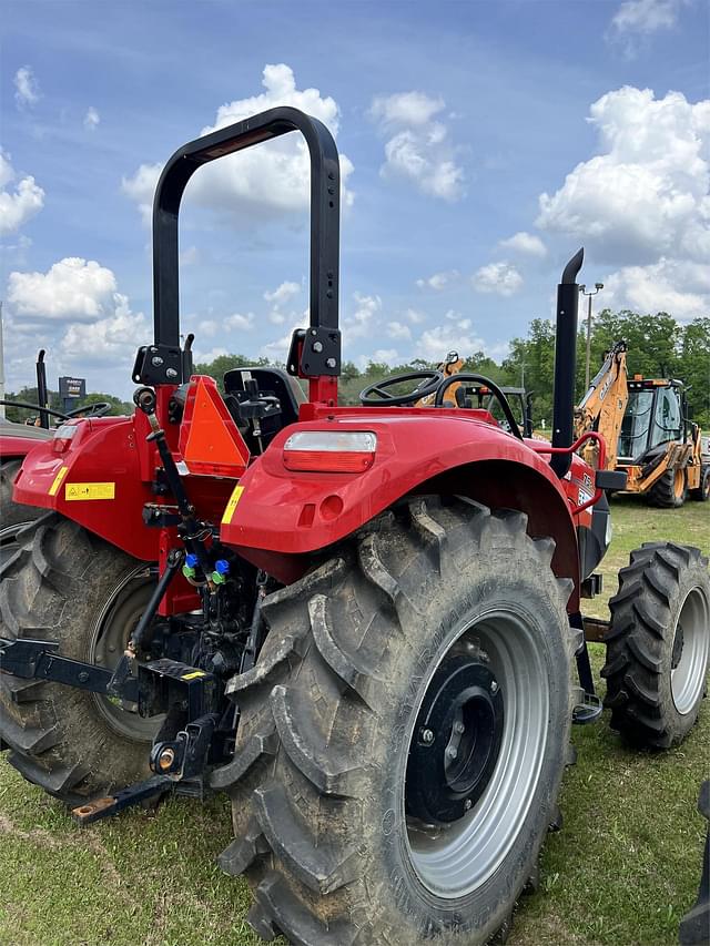 Image of Case IH Farmall 75C equipment image 2