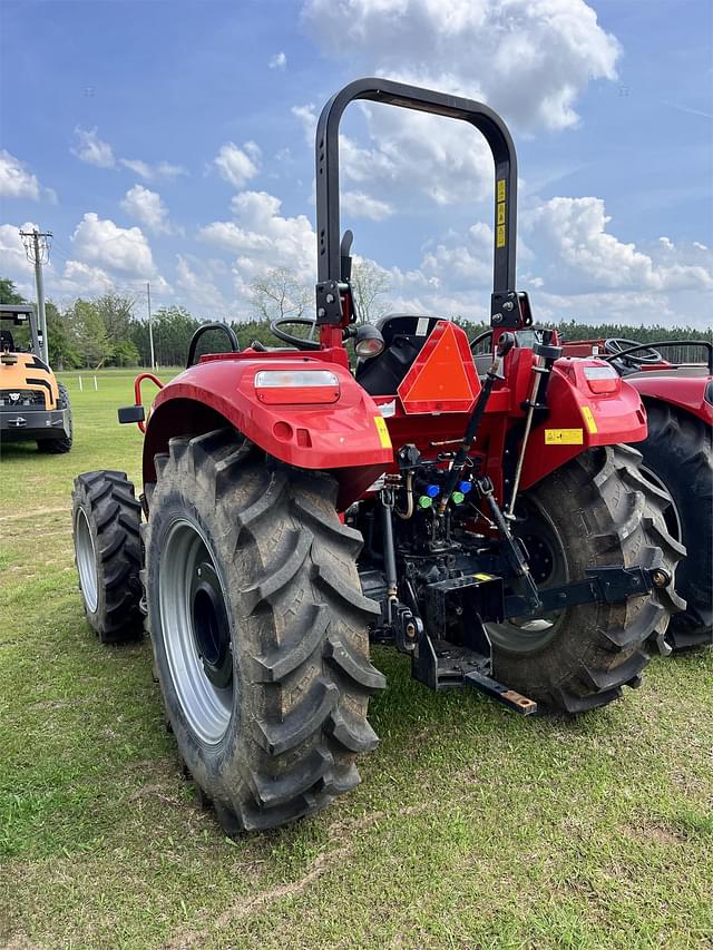 Image of Case IH Farmall 75C equipment image 1