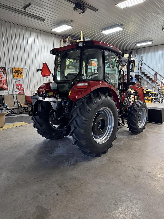 Image of Case IH Farmall 75C equipment image 4