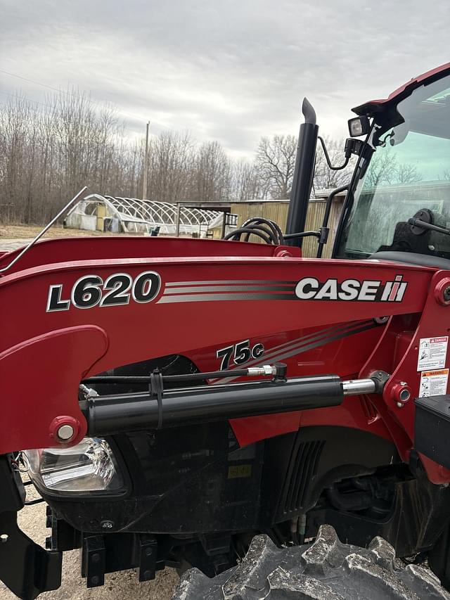 Image of Case IH Farmall 75C equipment image 2