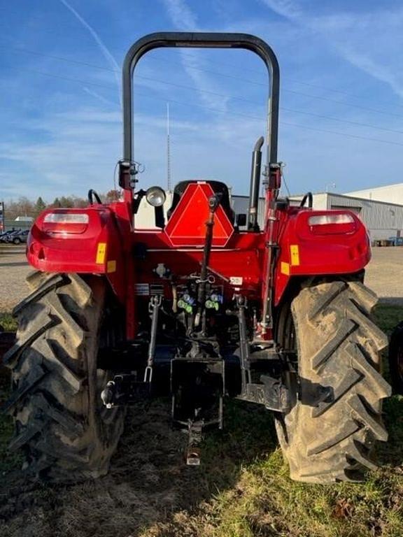 Image of Case IH Farmall 75C equipment image 2
