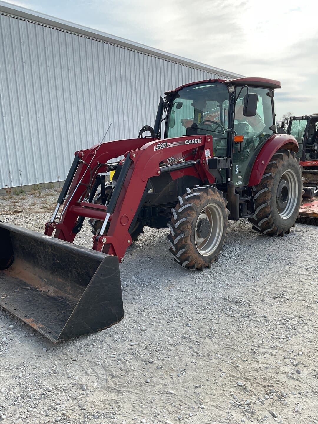 Image of Case IH Farmall 75C Image 1