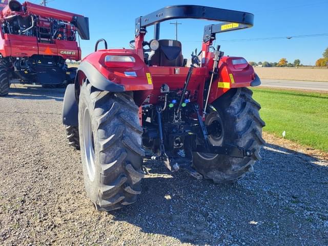 Image of Case IH Farmall 75C equipment image 1